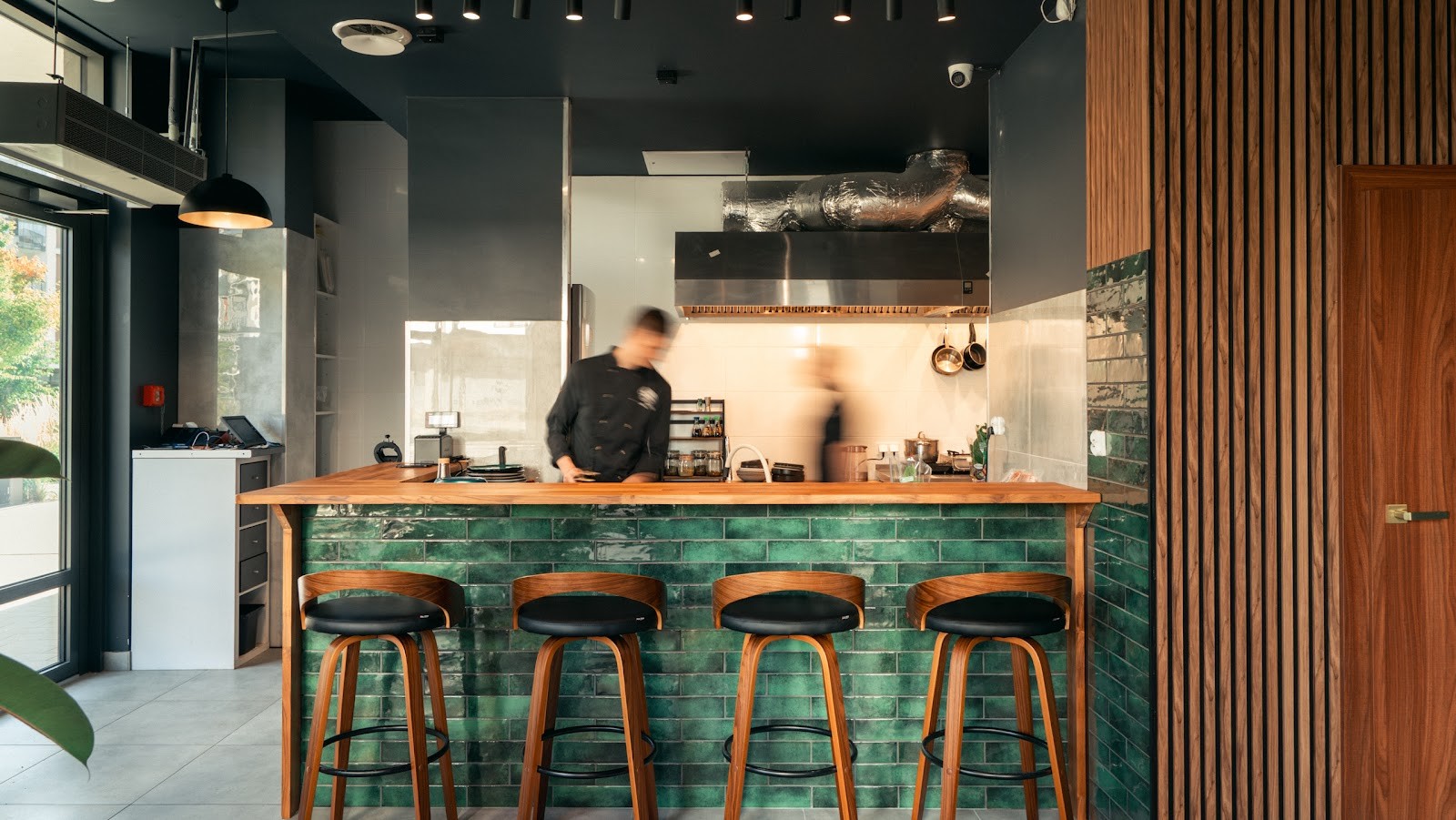 Saba Sushi: the place
