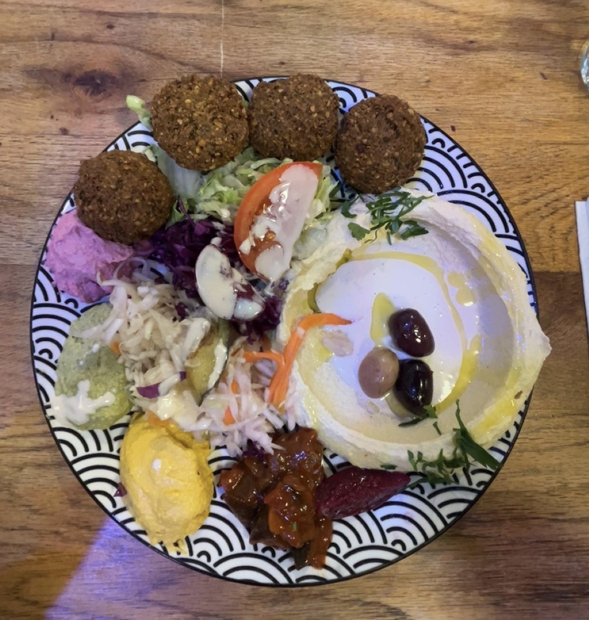 DR-FALAFEL: food & drinks