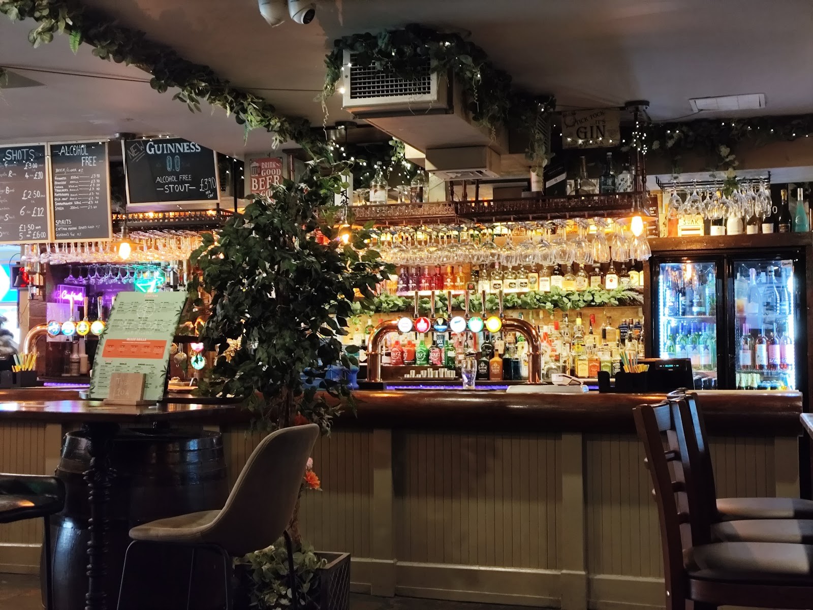 The Soak Bar & Grill: the place