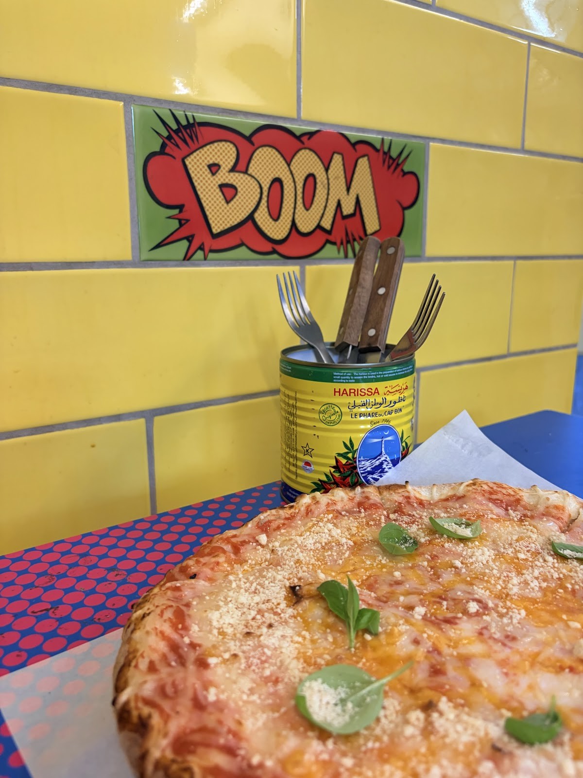 Pow Vegan Pizza: food & drinks