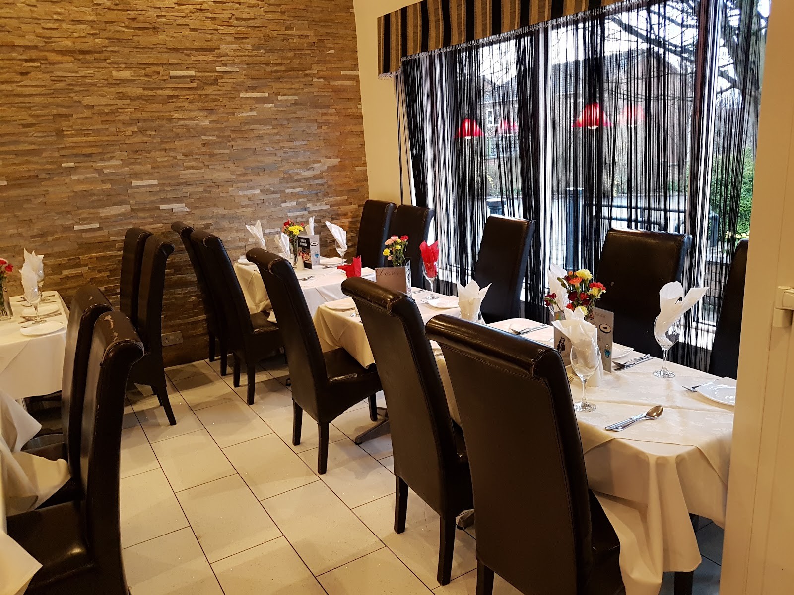Tingley Balti House: the place