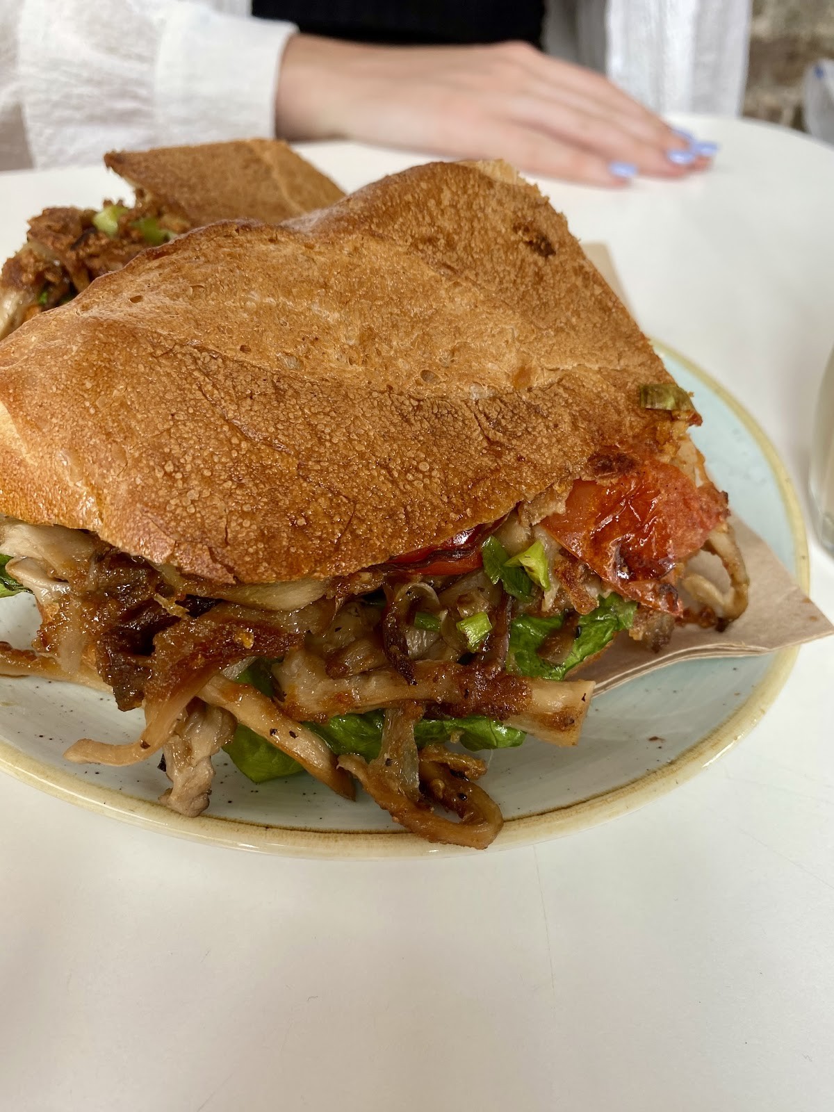 The Fields Beneath: food & drinks