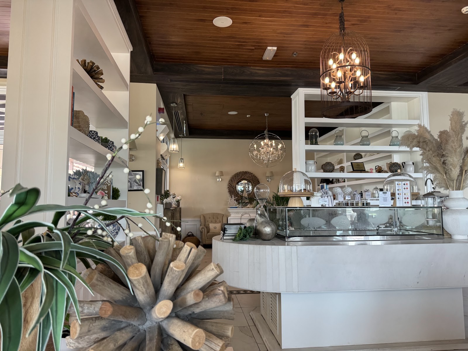 The Hamptons Cafe & Restaurant Jumeirah Islands: the place
