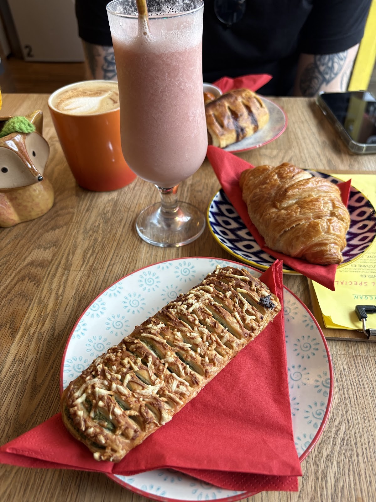 Jungle Electric: food & drinks
