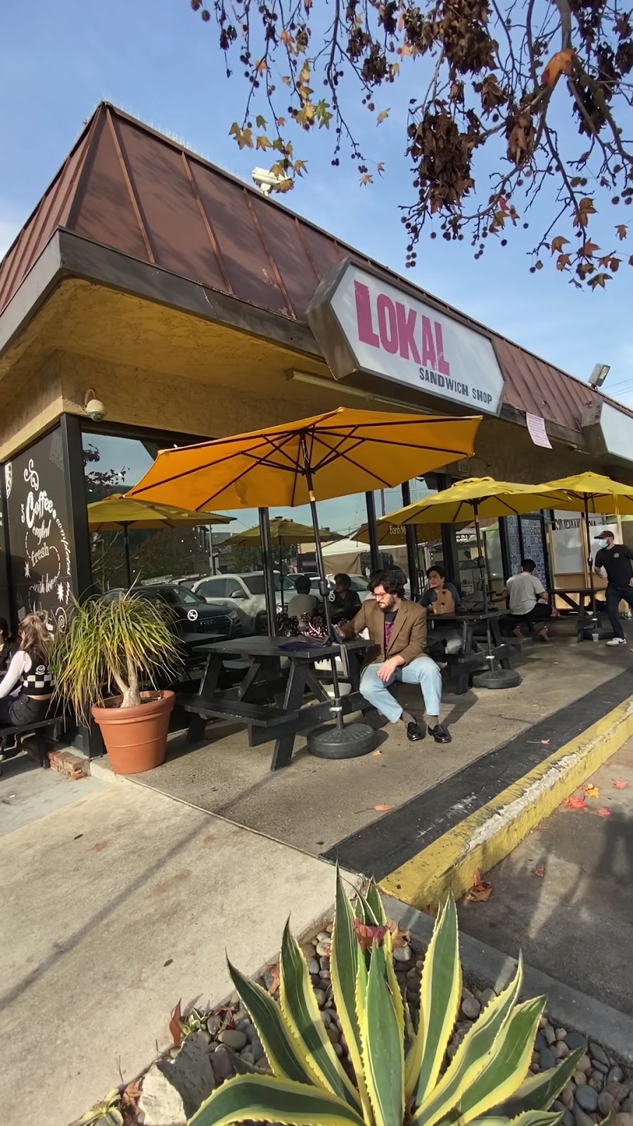 Lokal Sandwich Shop: the place