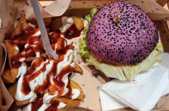 The flower burger: food & drinks