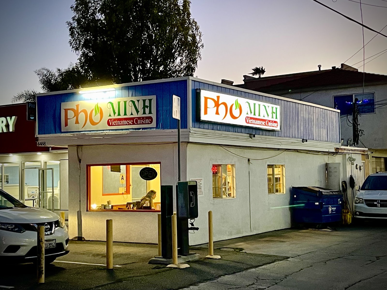 Pho Minh: the place