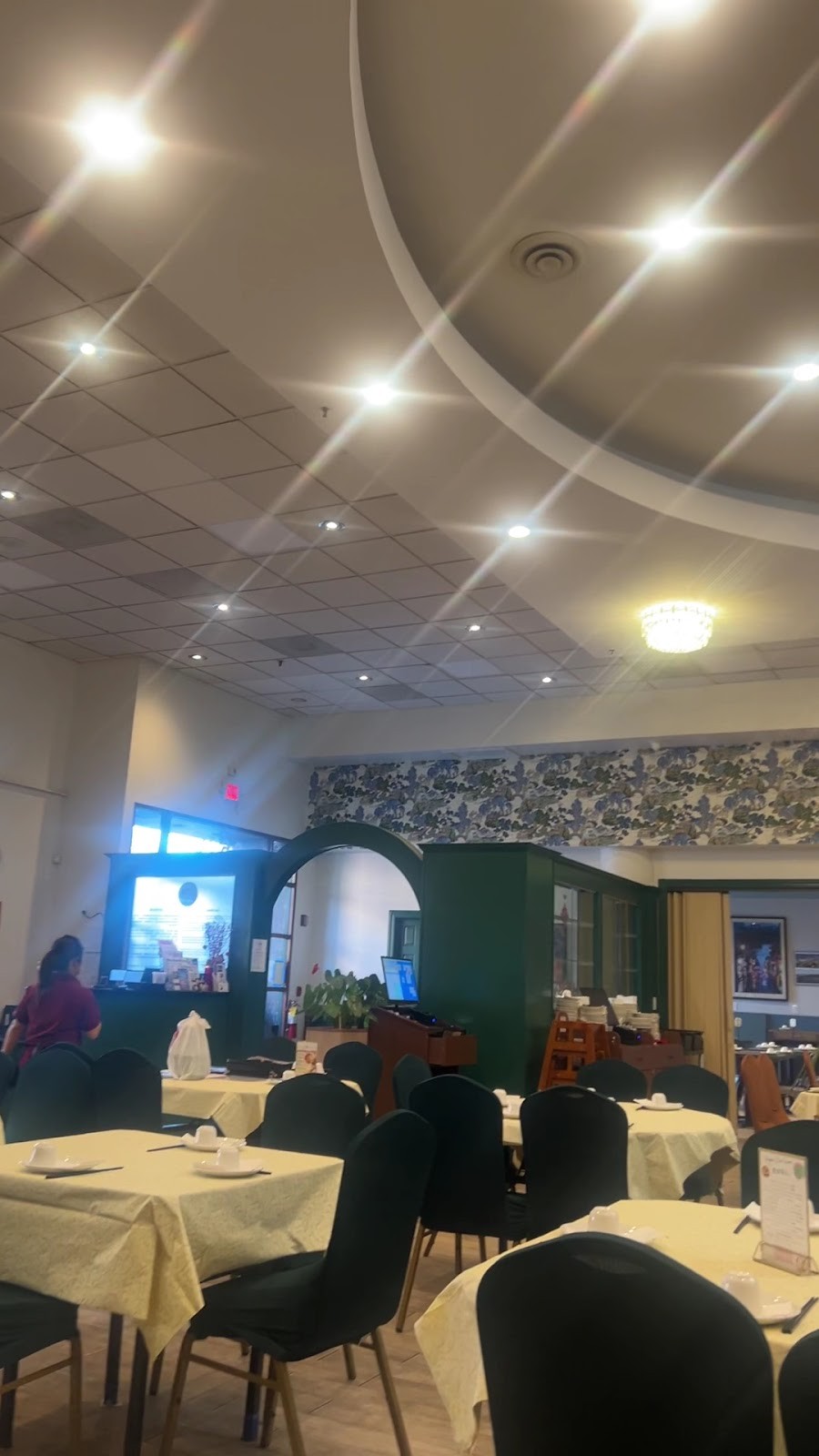 Imperial Garden Seafood Restaurant: the place