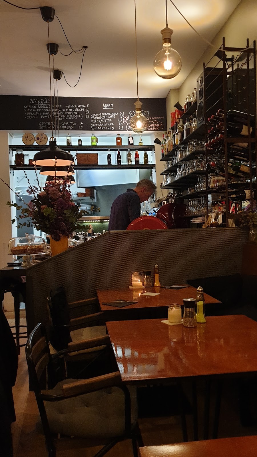 Vitis: the place