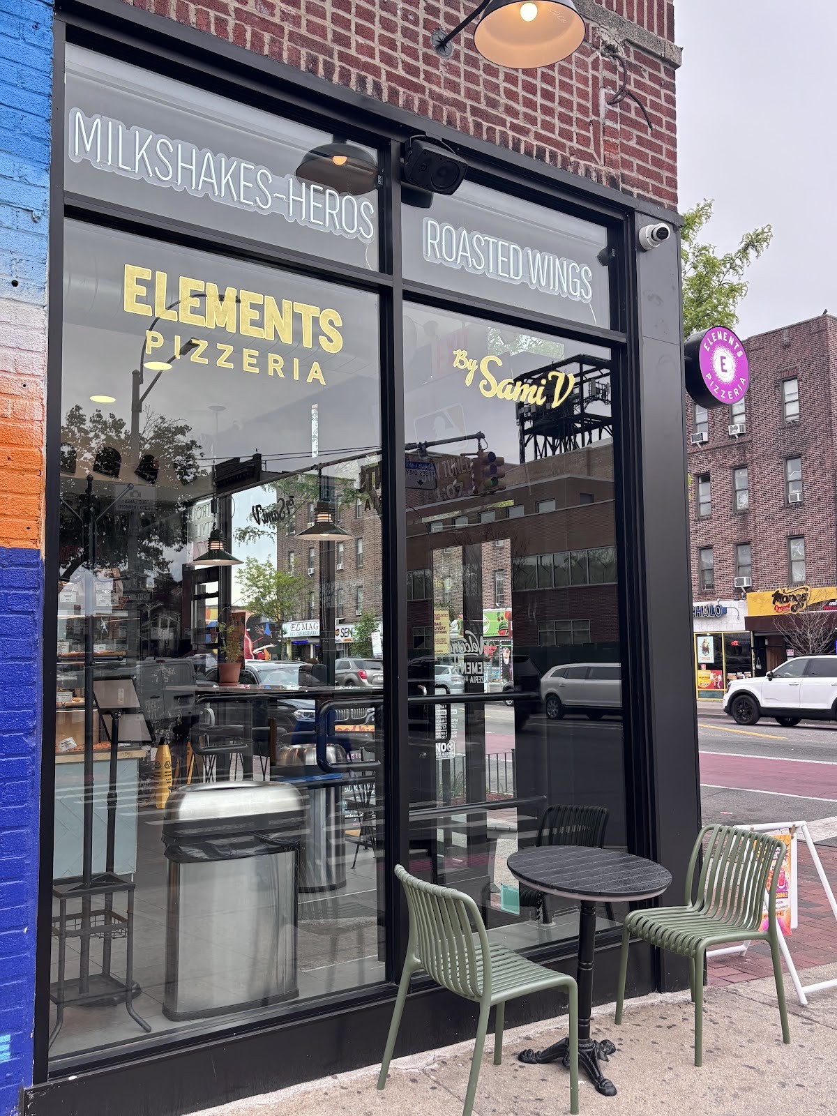 Elements Pizzeria: the place
