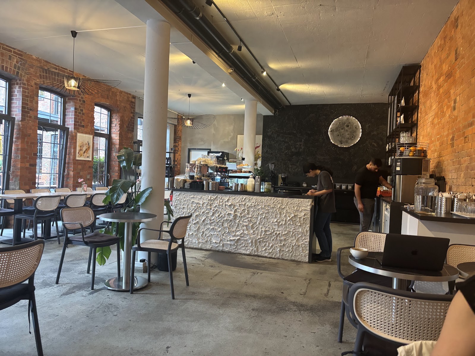 VIBES - coffee, drinks & more: the place