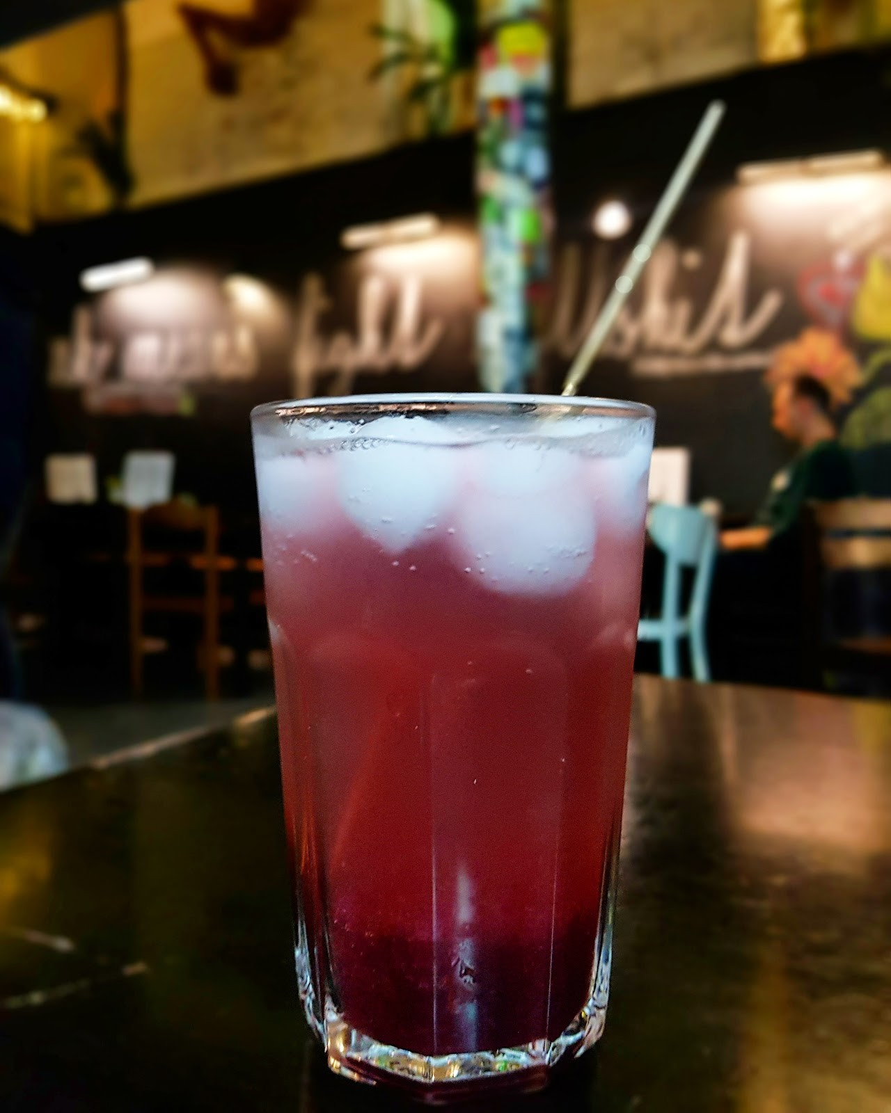 Belzepub: food & drinks