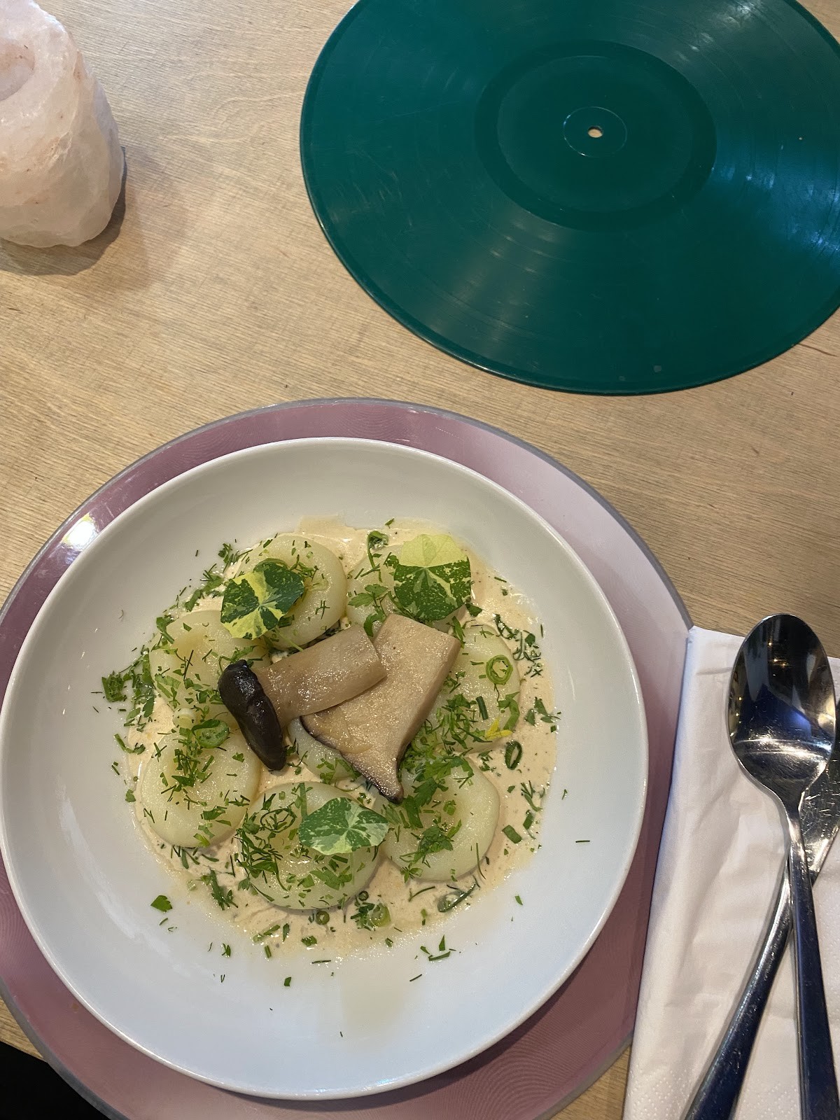 NO TU OliDeli: food & drinks