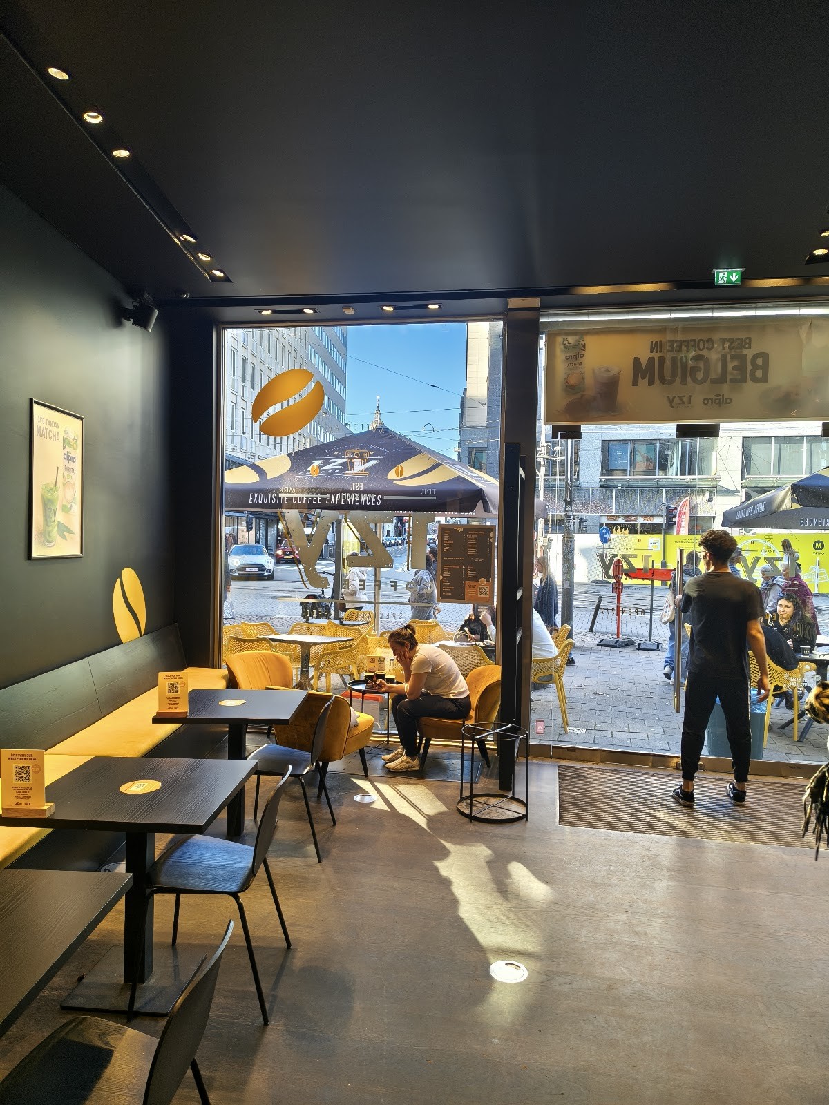 Izy Coffee: the place