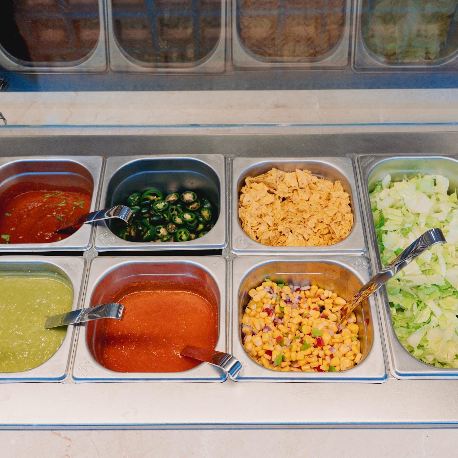 Tierra Burrito Bar: the place