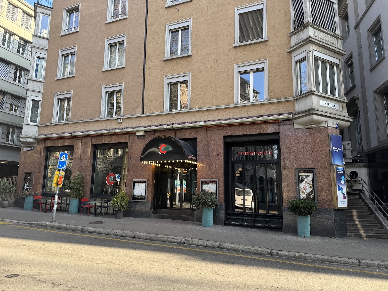Restaurant Commihalle: the place