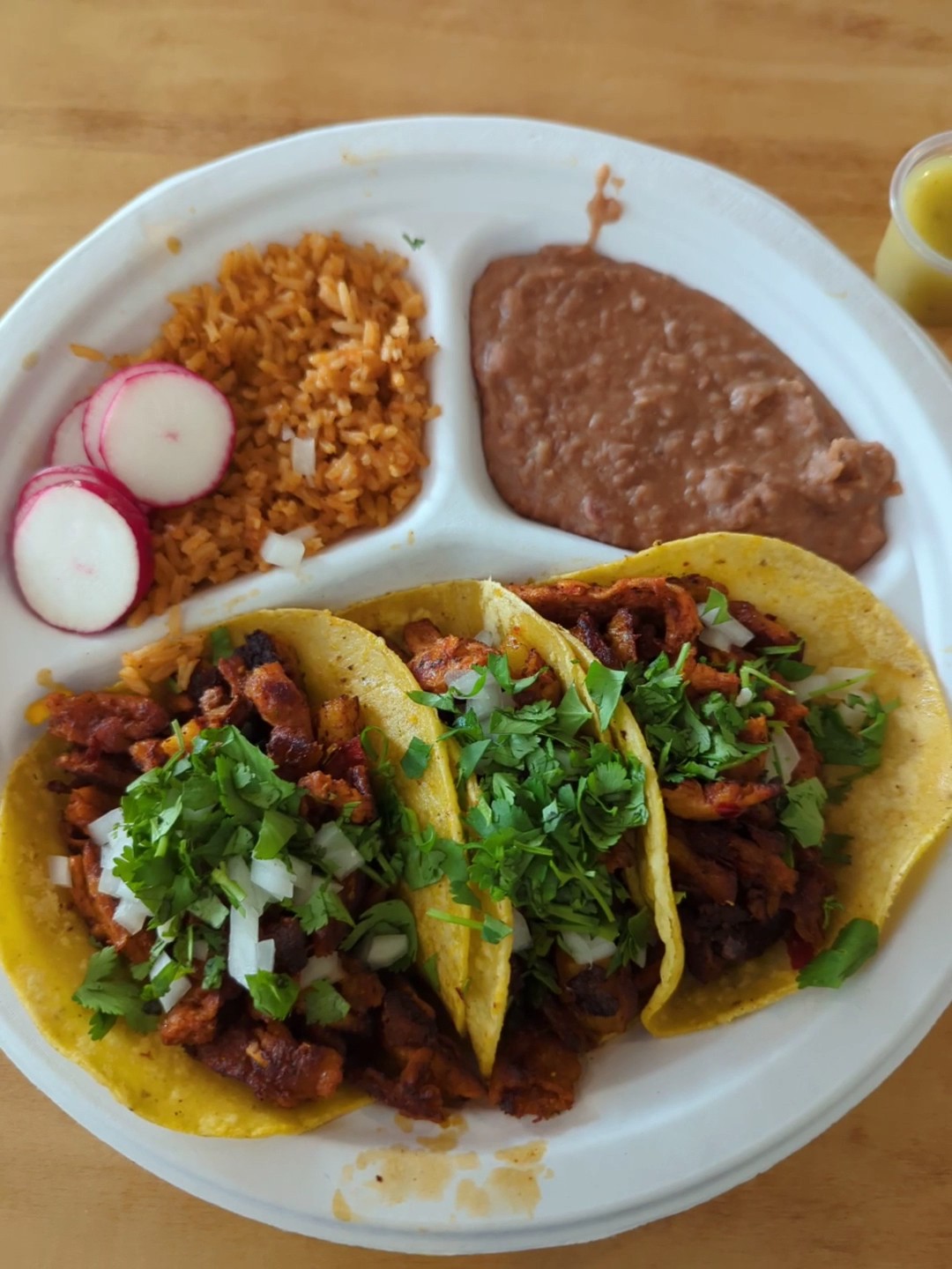 Rojo's Mexican Food: food & drinks