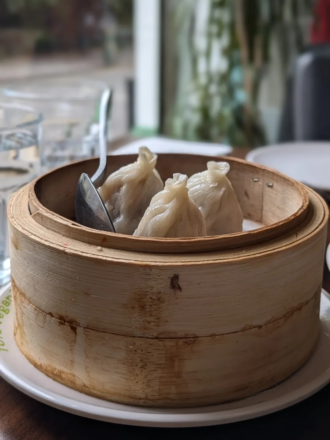 Tofu Vegan Golders Green: food & drinks