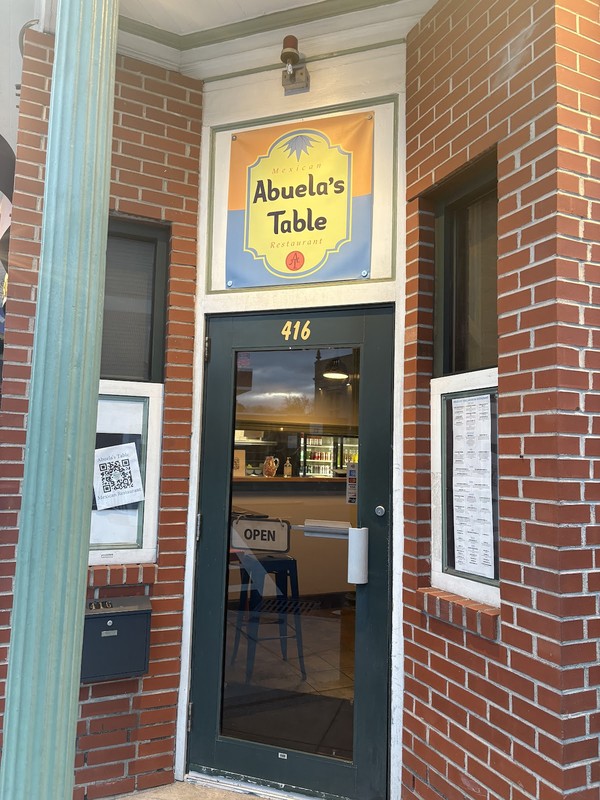 Abuela's Table: photo