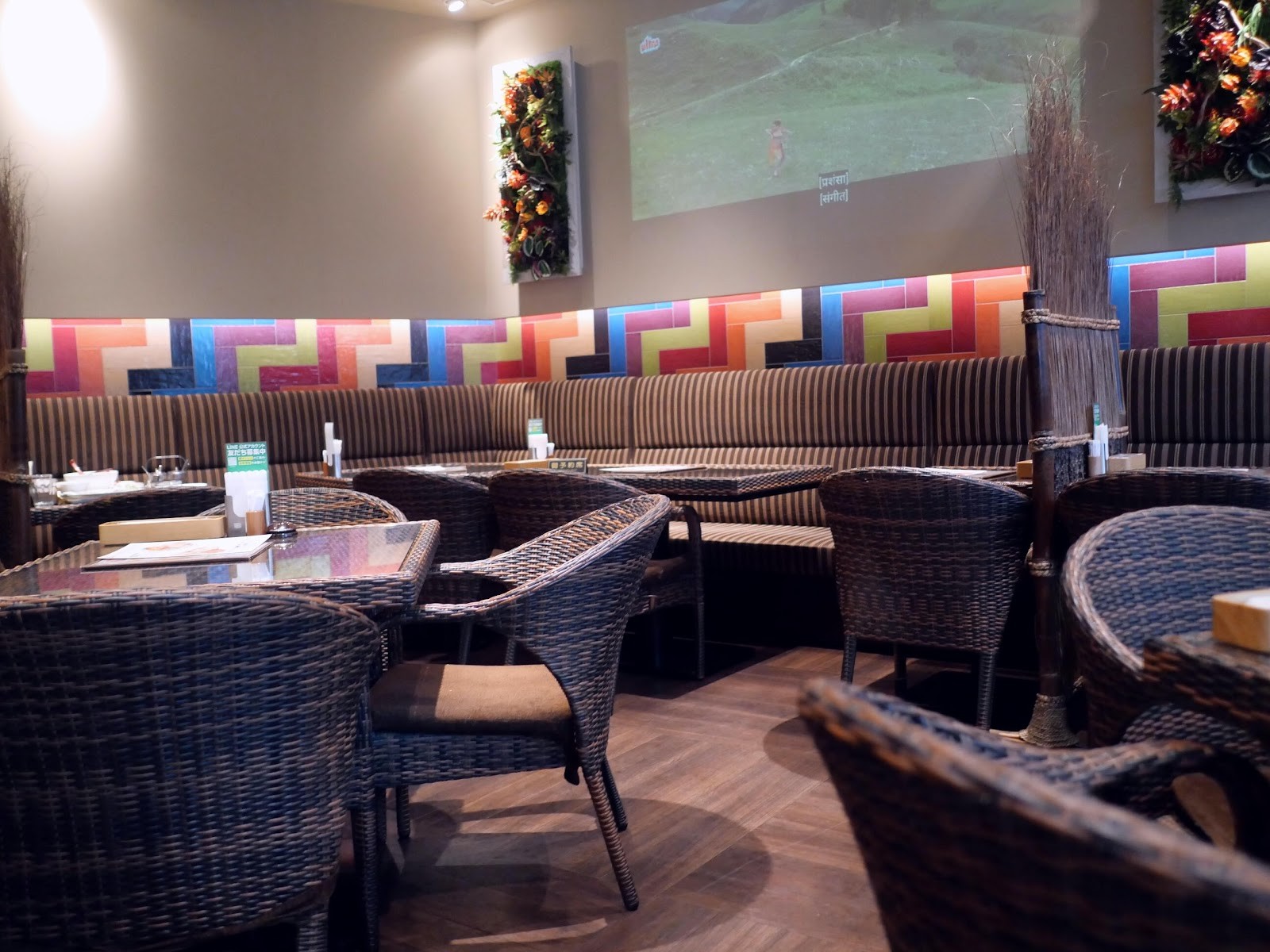 エスニックダイニング ディップパレス ヘリテイジ六本木店（Dippalace Heritage Roppongi）: the place