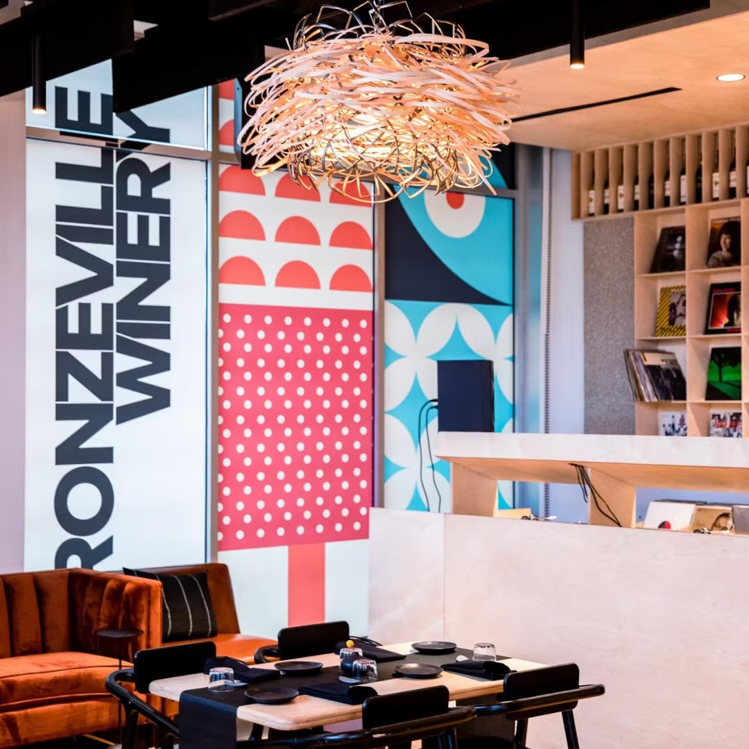Bronzeville Winery: the place