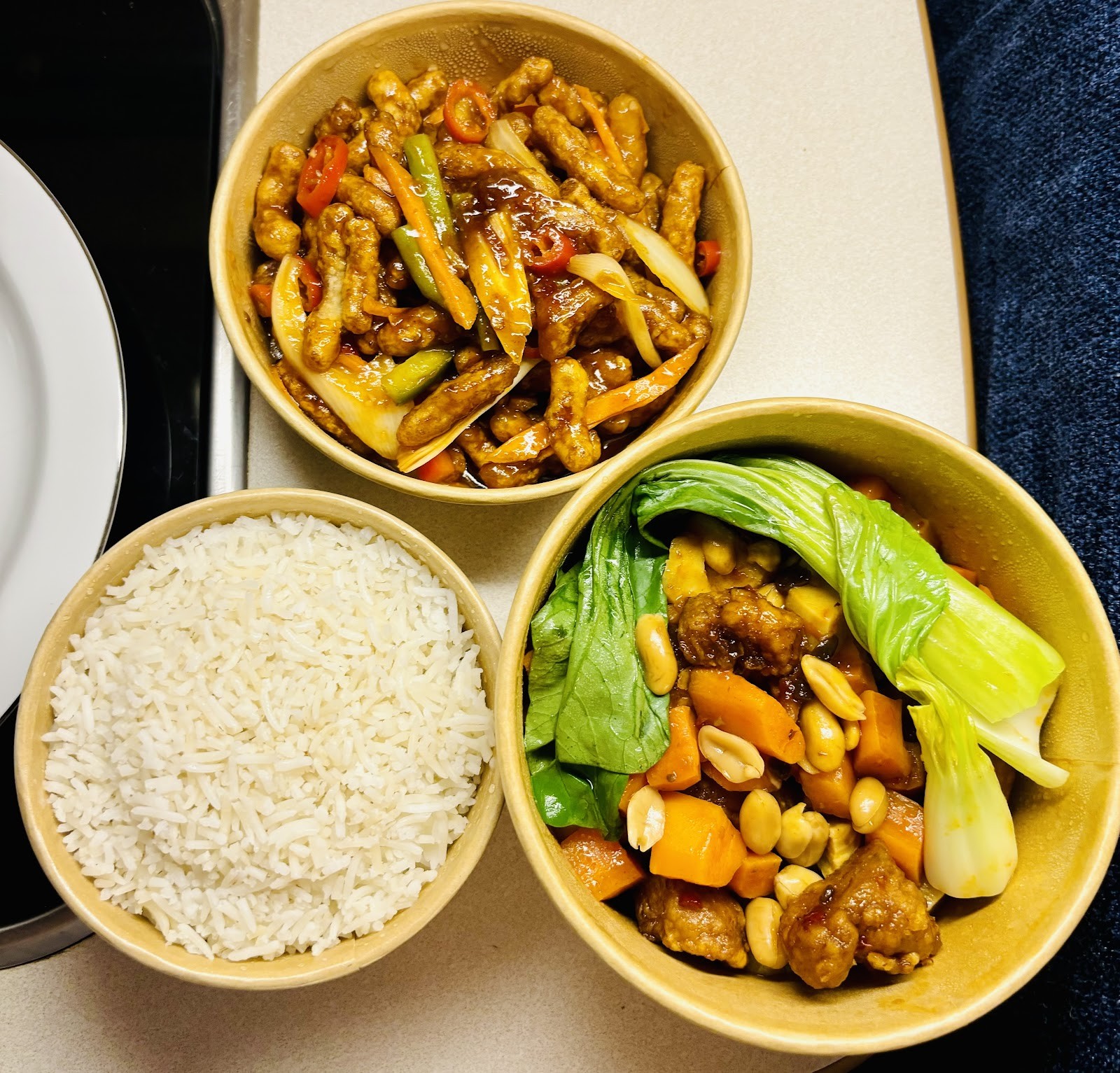 Cheungs Vegan Kitchen: food & drinks