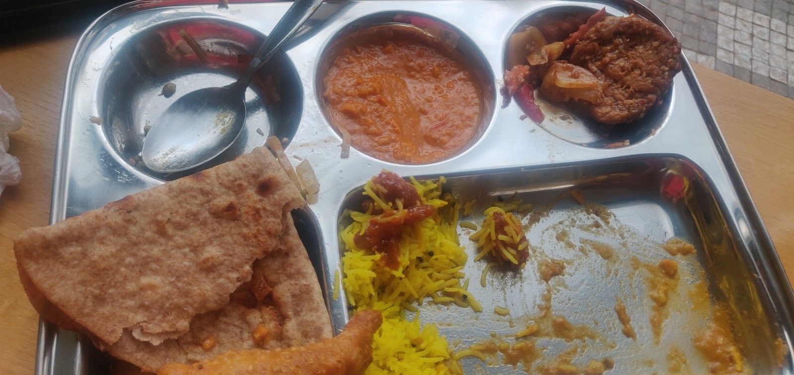 Dhaba Beas: food & drinks