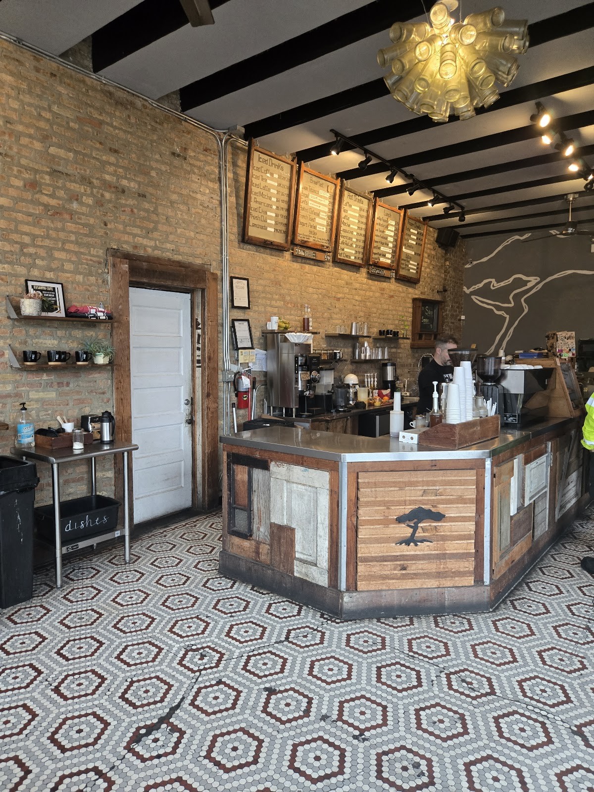 Kusanya Cafe: the place