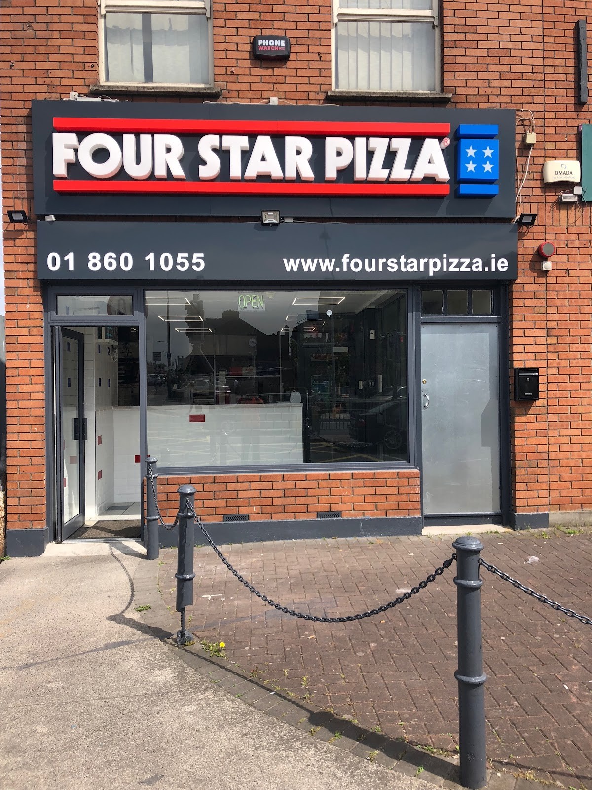 Four Star Pizza: the place