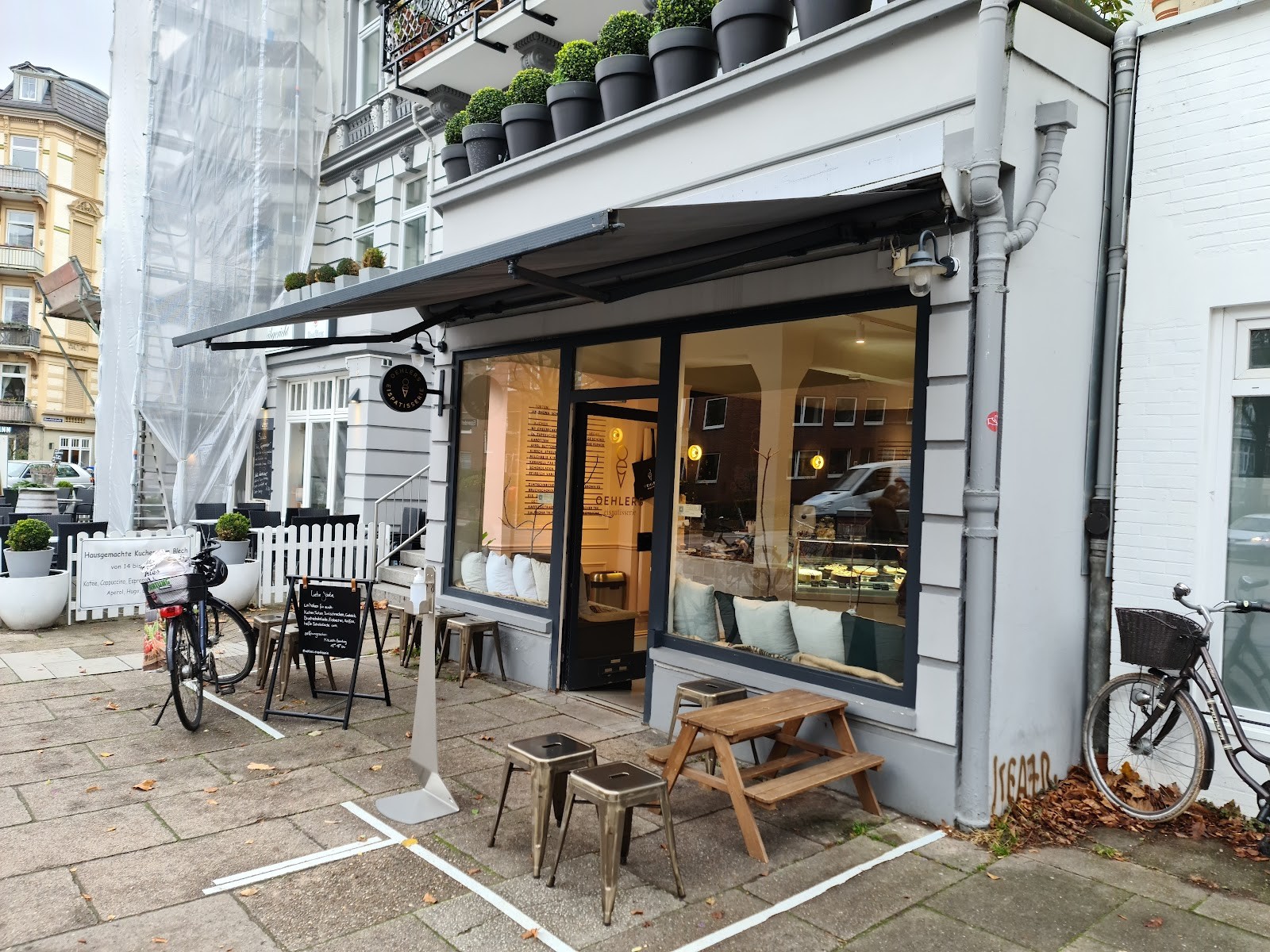 Oehlers Eispatisserie: the place