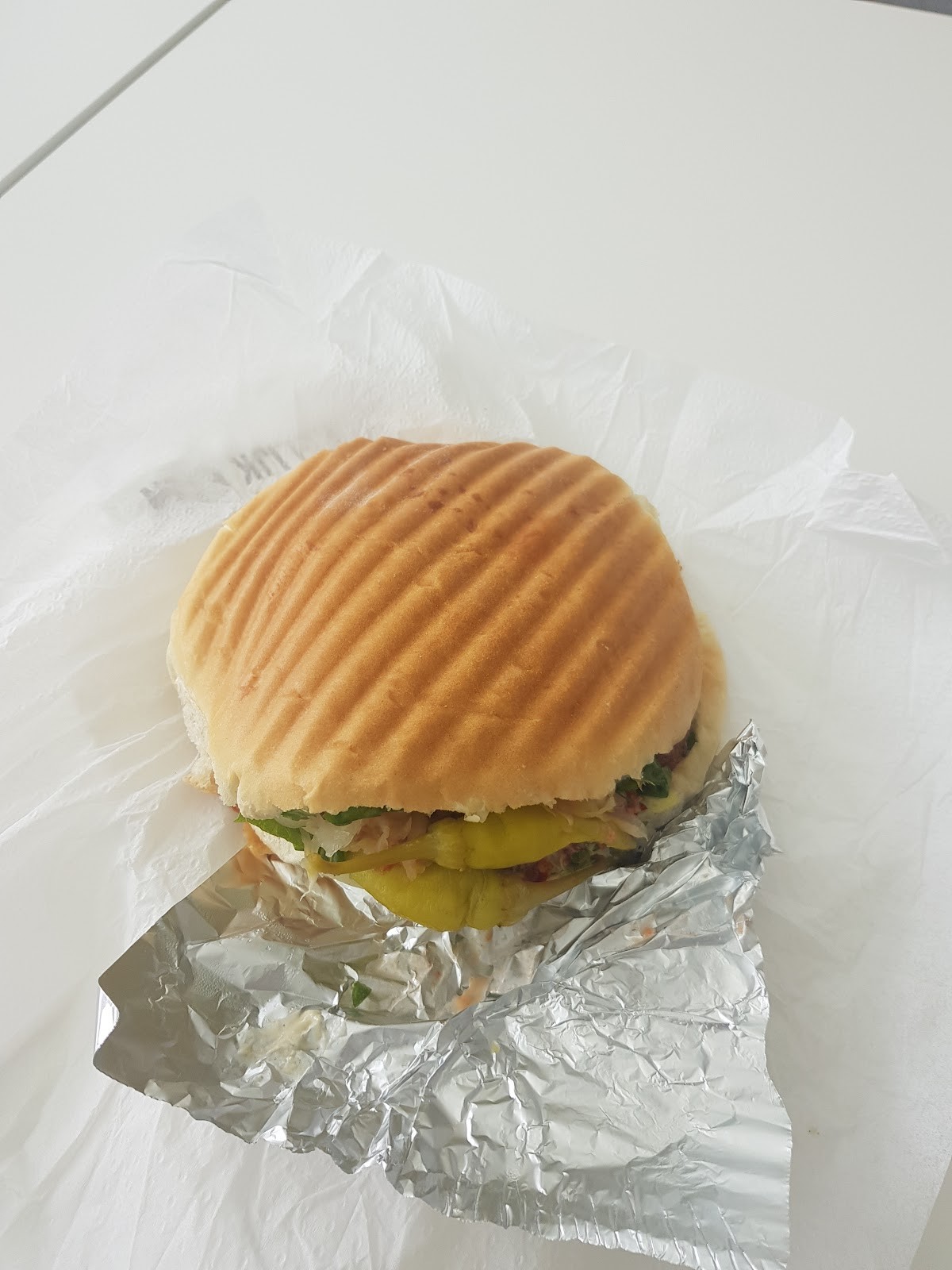 Rachel's Falafel: food & drinks