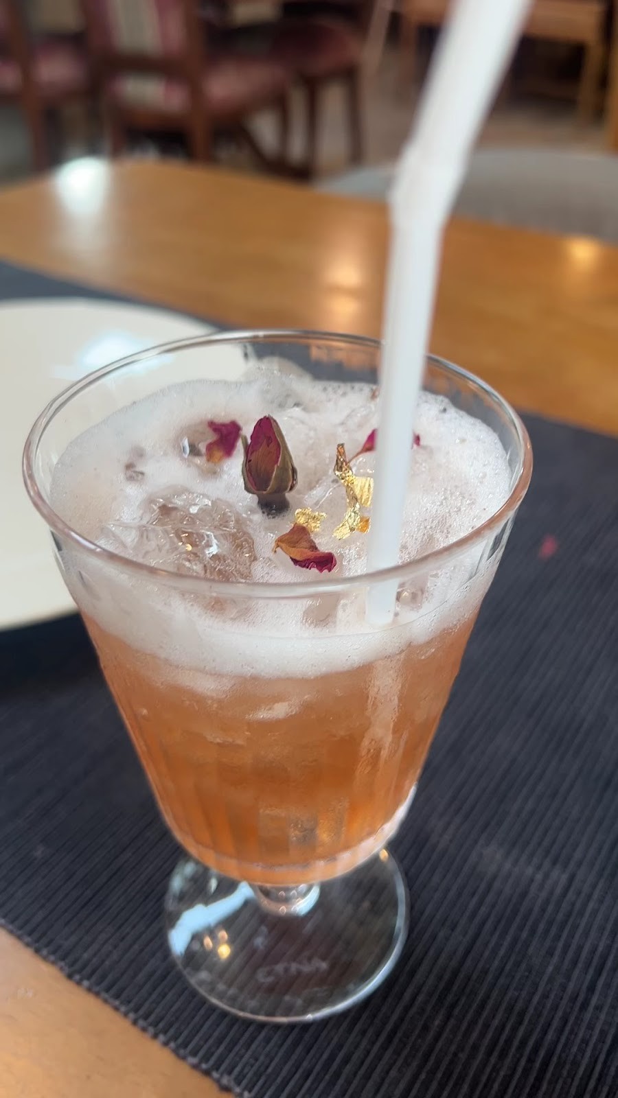 Na Vayla PaPlern: food & drinks