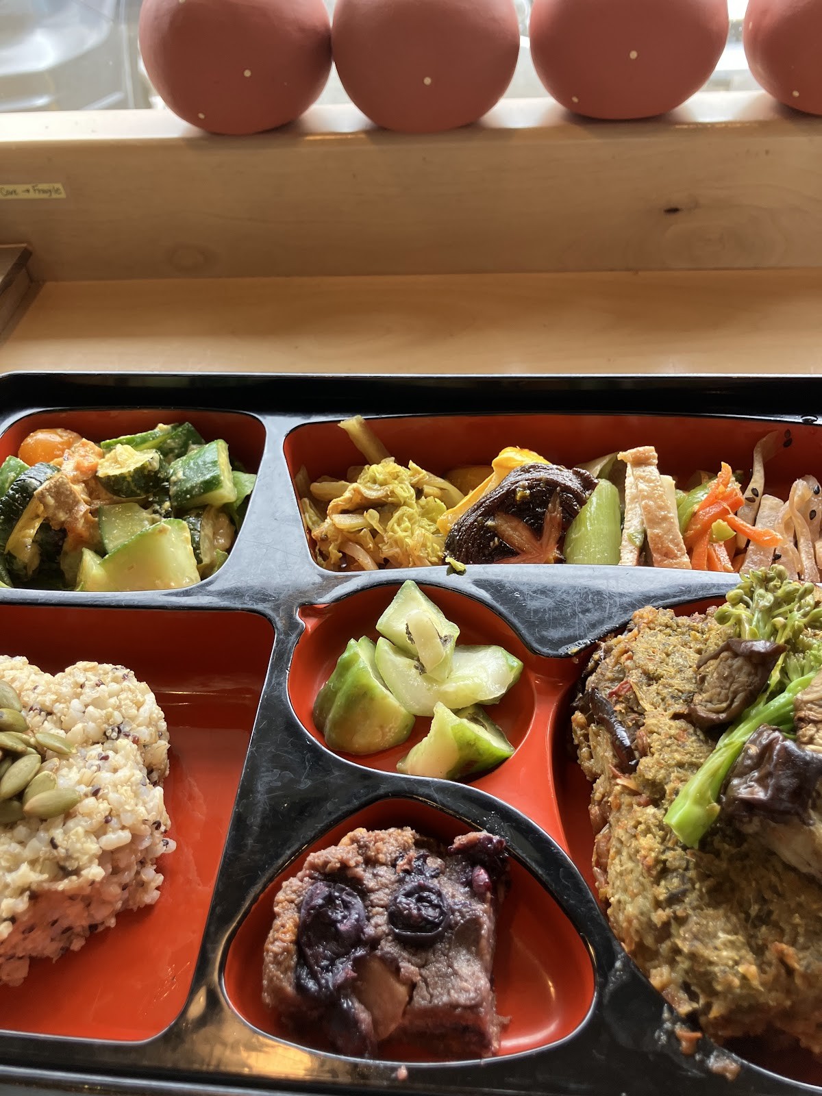 Tama Organic Life: food & drinks