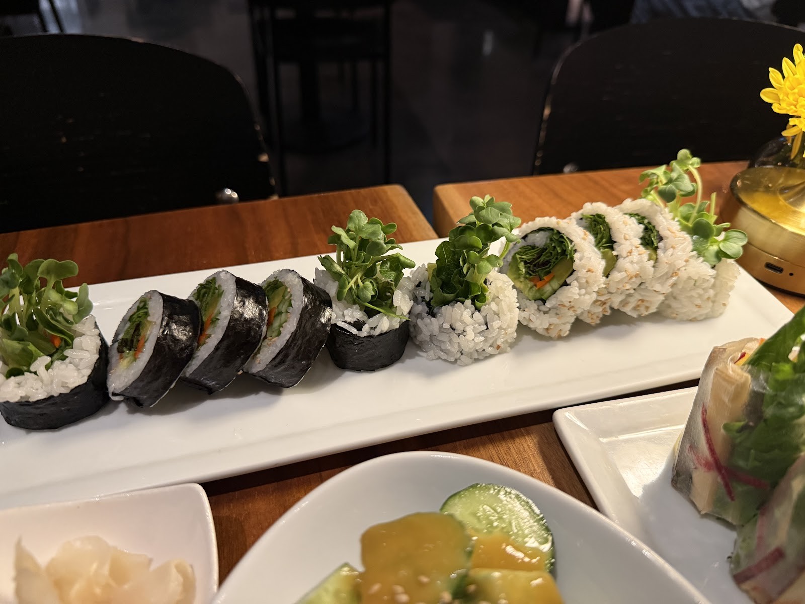 Love Organic Cafe: food & drinks