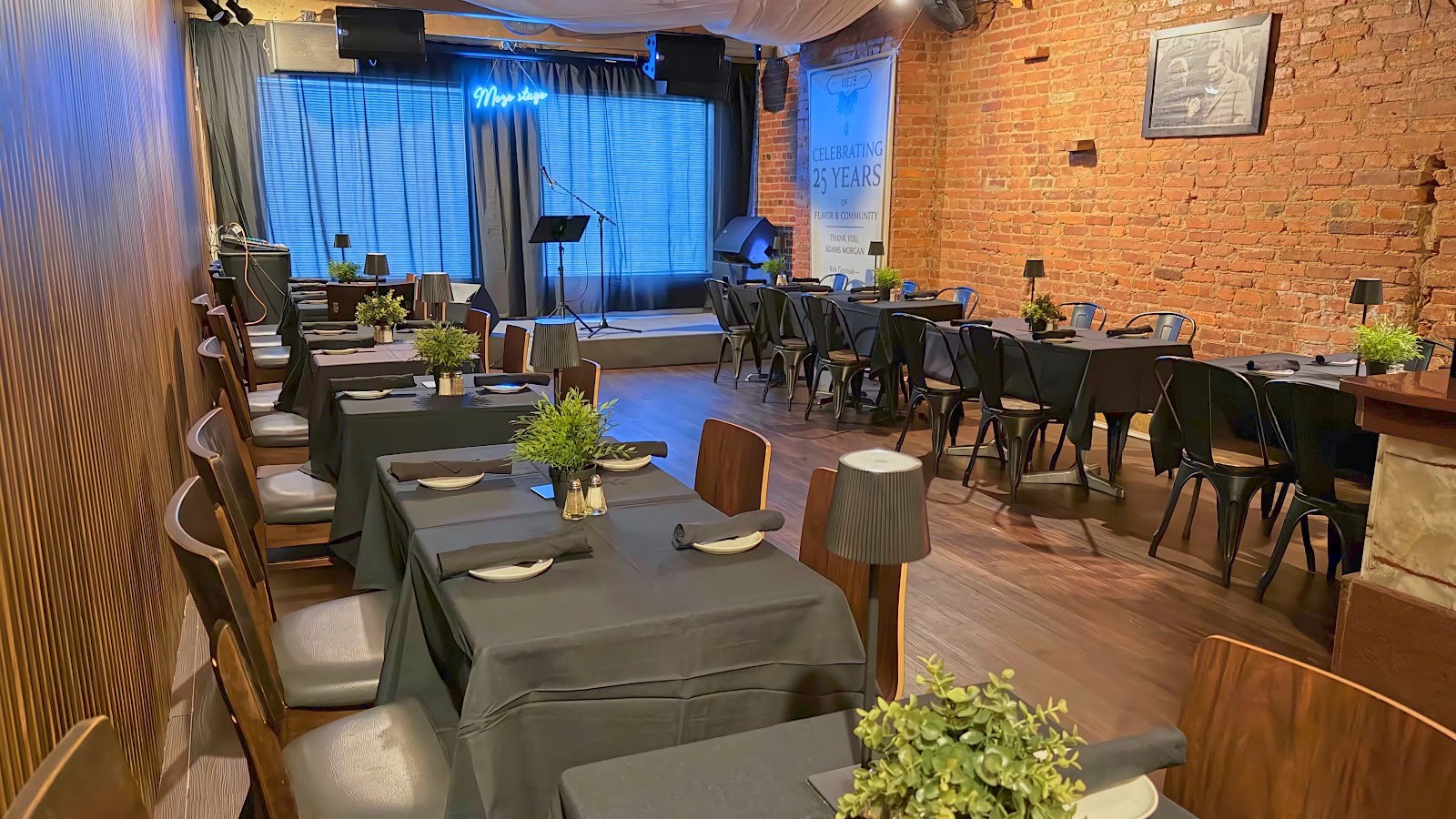 Mezè Restaurant: the place