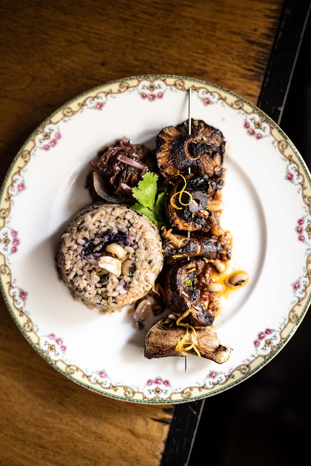 Restaurant L'Embuscade Paris 9: food & drinks