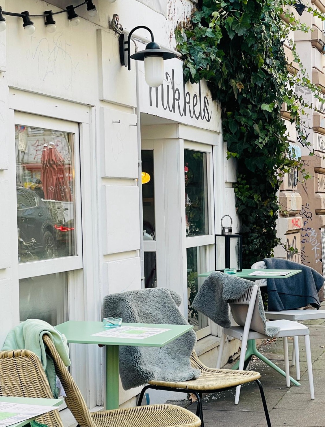 Café Mikkels: the place