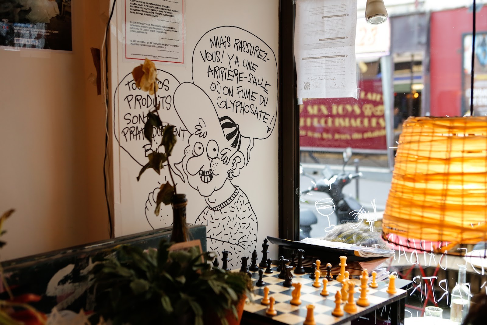 Armand Bar et Cantine: the place
