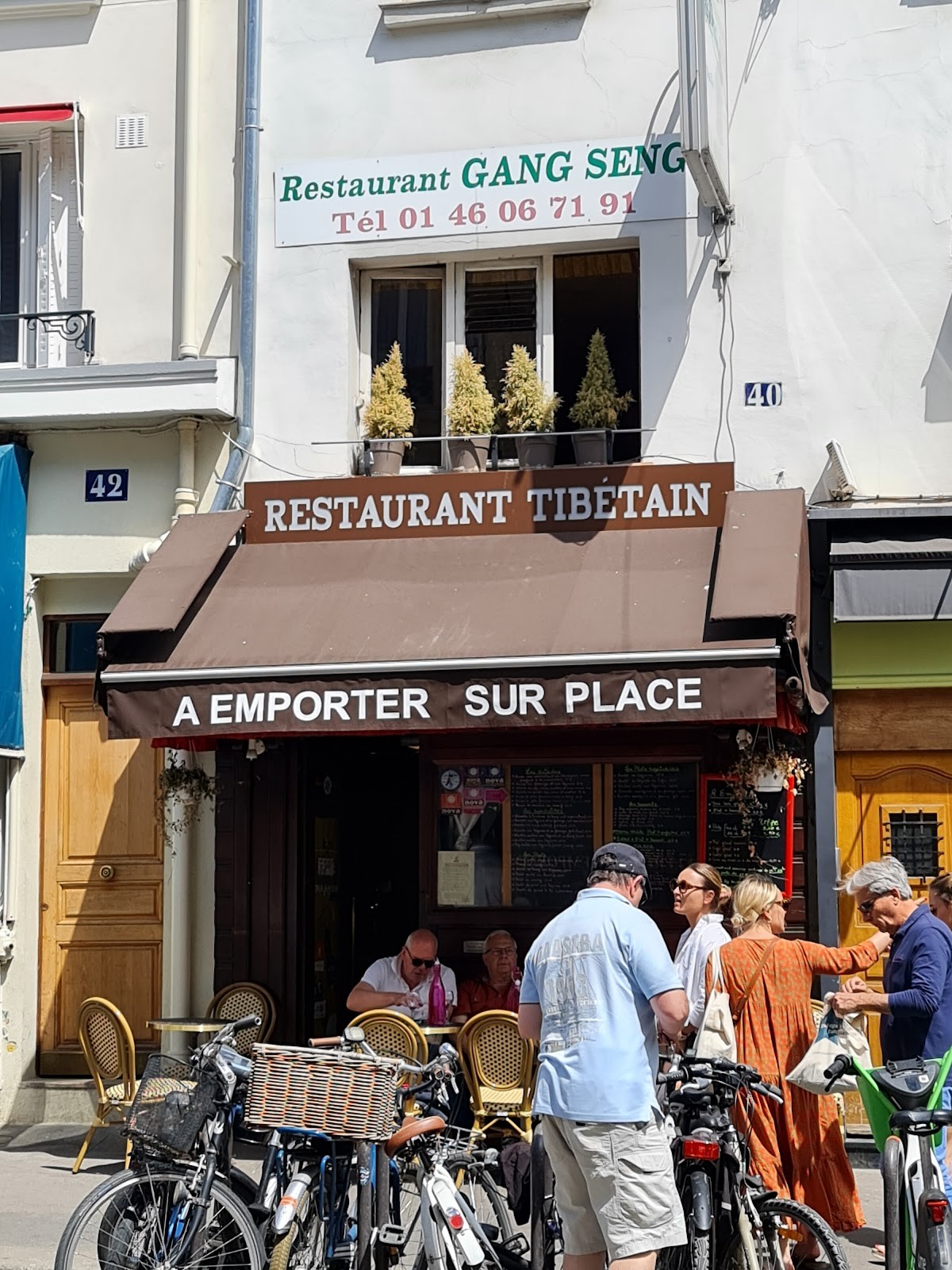 Gang Seng: the place