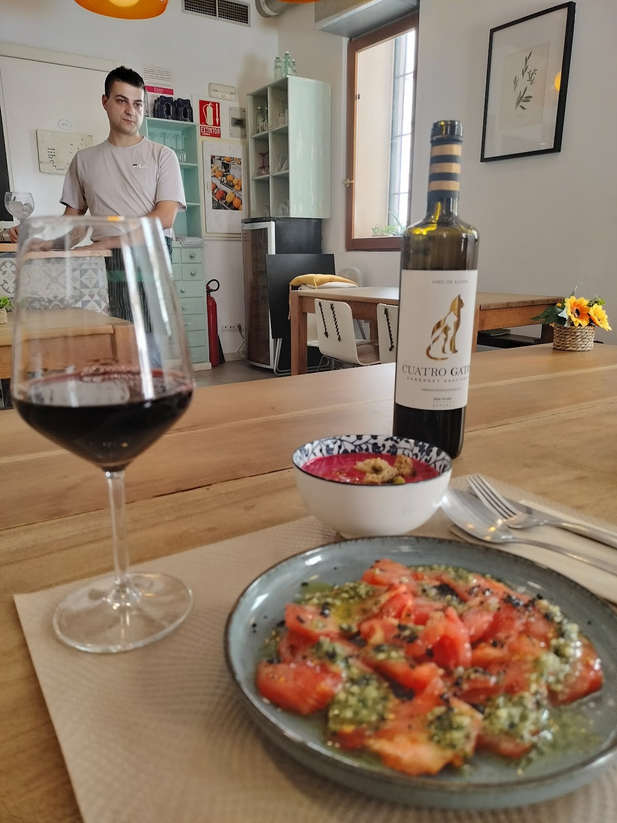 Restaurante Vegano Cor Del Pilar: food & drinks