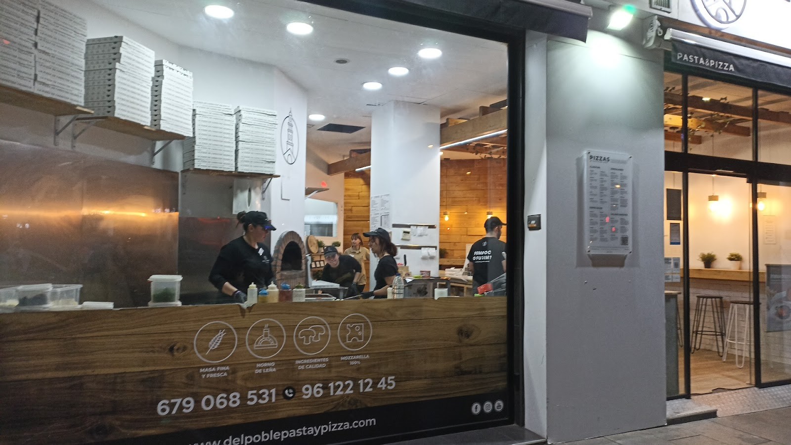 Del Poble Pizzería Benimaclet: the place