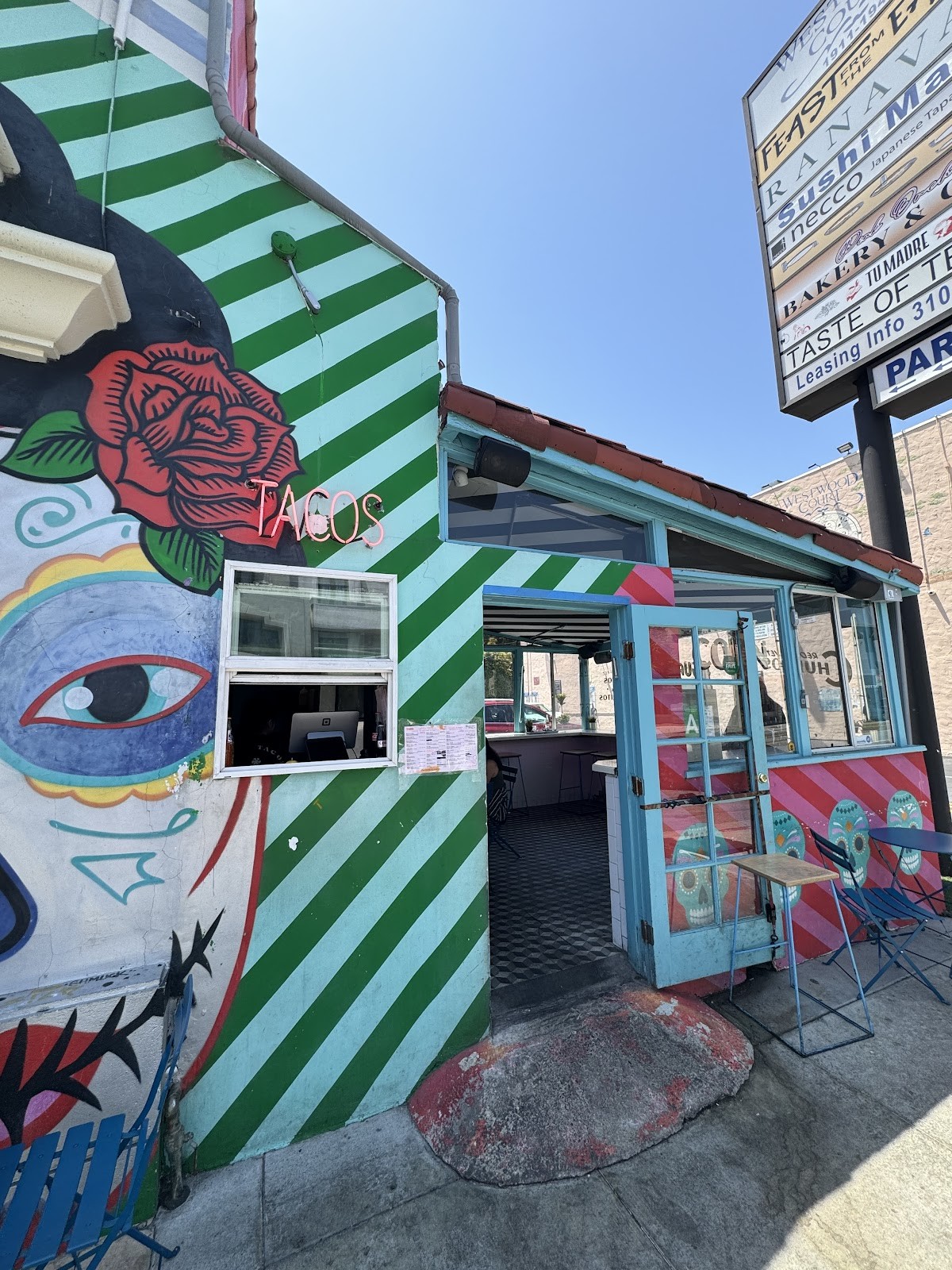 Tu Madre - West Hollywood: the place