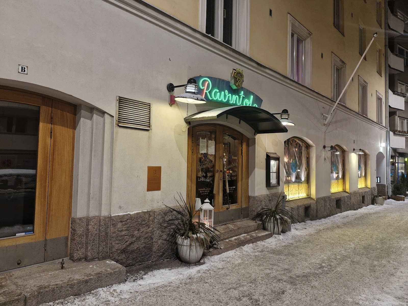 Ravintola Kolme Kruunua: the place