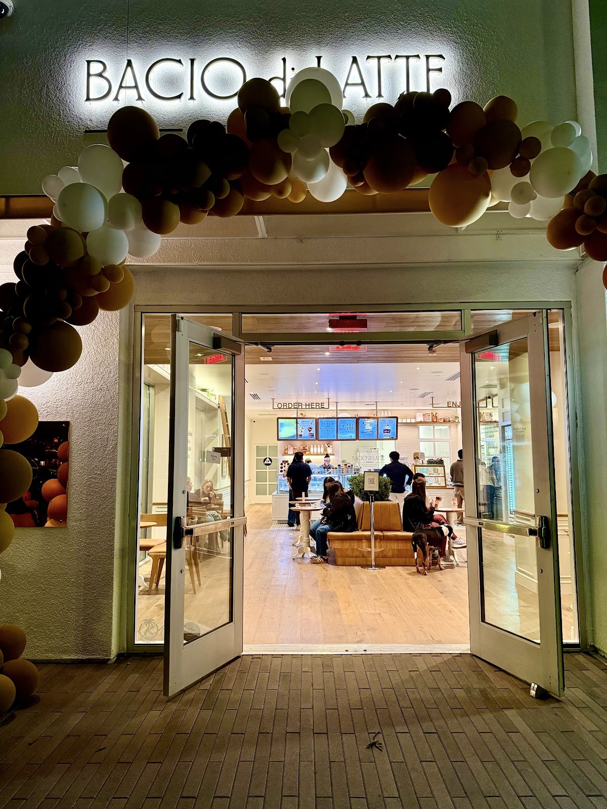 Bacio di Latte | La Jolla, SD: the place