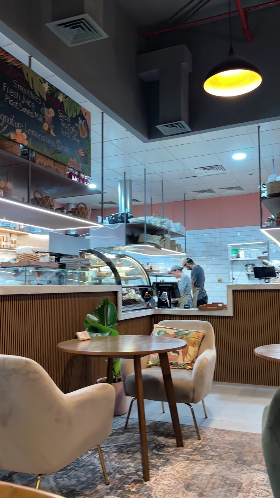DOBRO TOP VEGAN: the place
