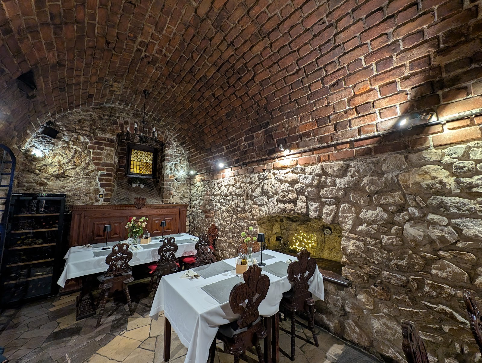 Ratuszowa Cafe: the place