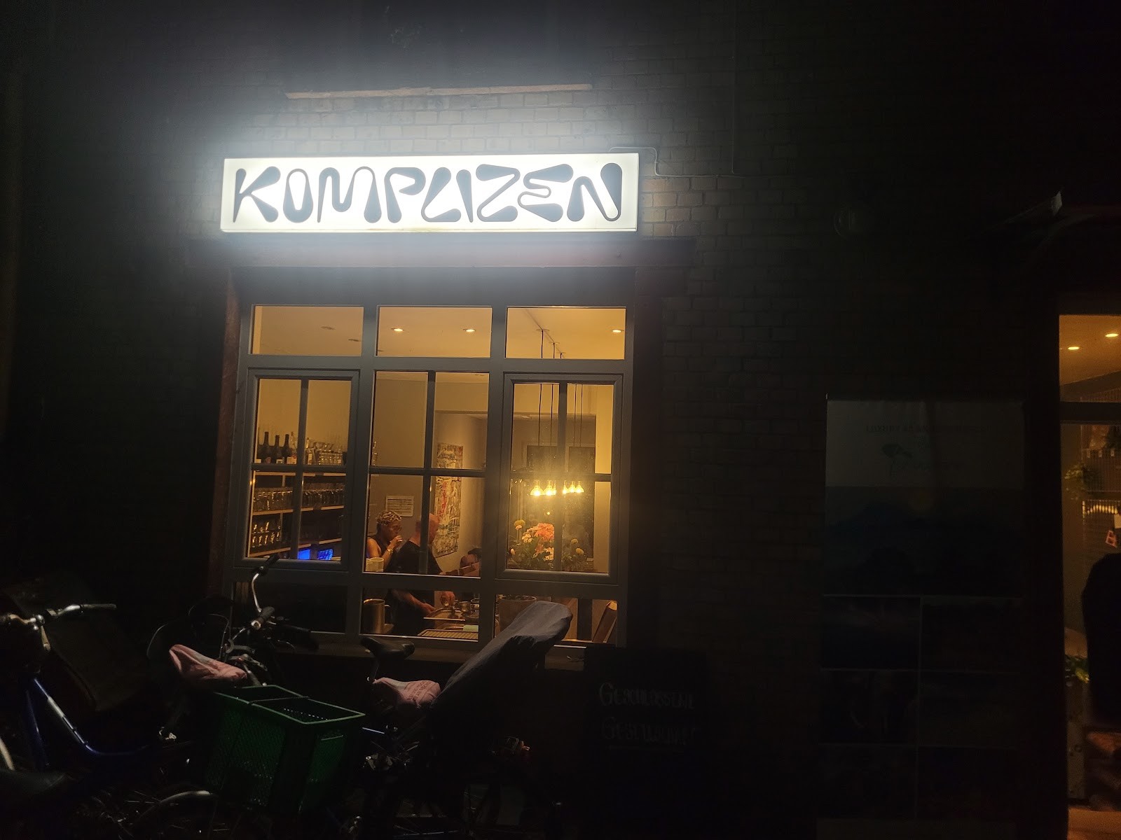 KOMPLIZEN | Restaurant Frankfurt: the place