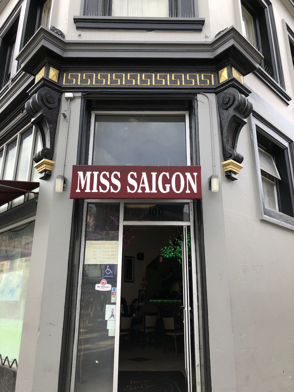 Miss Saigon: the place