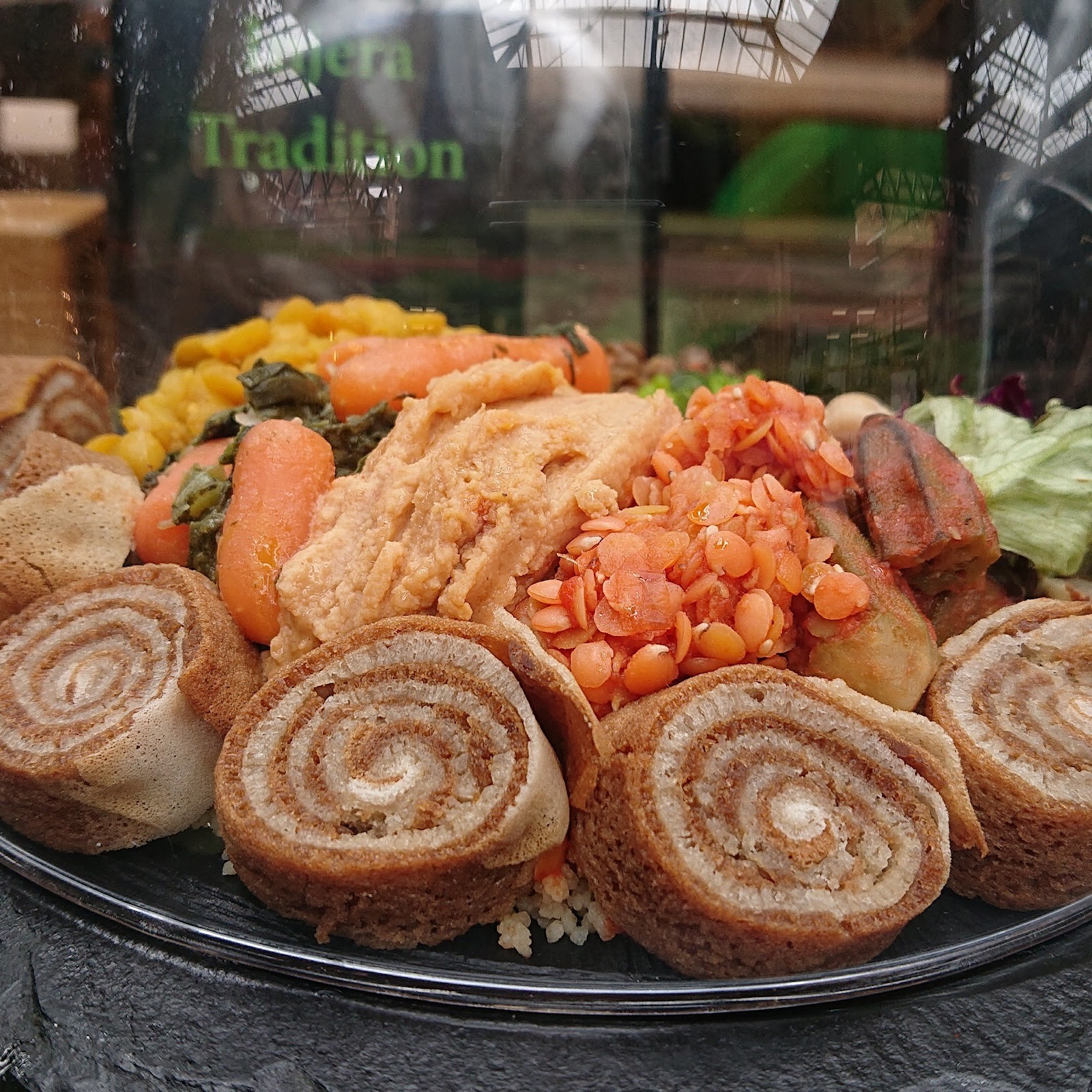 Merkamo Ethiopian: food & drinks