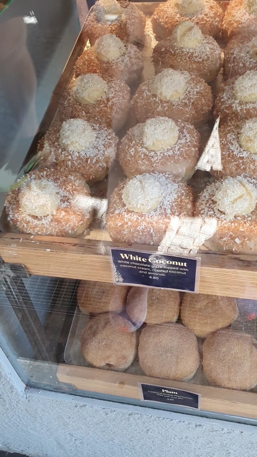 Sammys Berliner Donuts: food & drinks